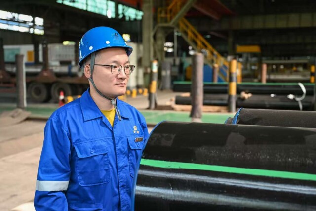 《新湖南》“鋼管匠人”匠心報(bào)國(guó)——記“新時(shí)代新雷鋒”、衡鋼高級(jí)工程師左國(guó)鋒